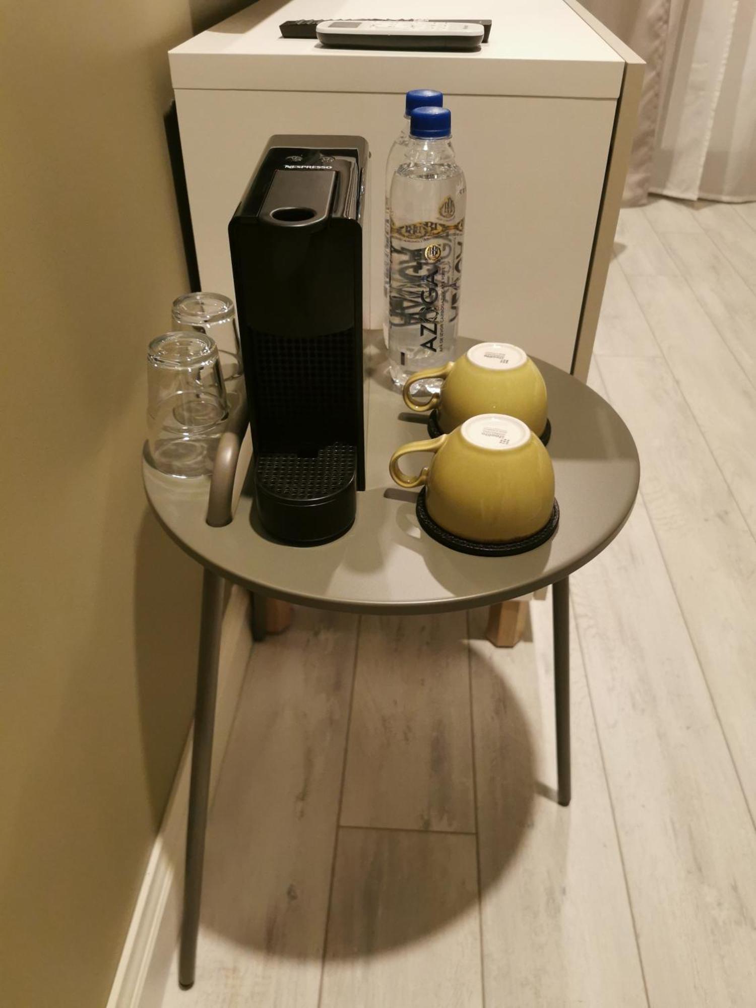 Noir Apartment Hateg Ngoại thất bức ảnh